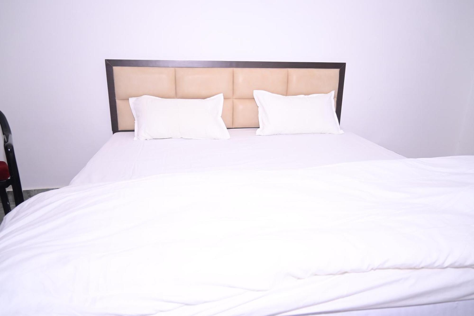 Shri Narayanam Guest House And Home Stay Ayodhya Extérieur photo