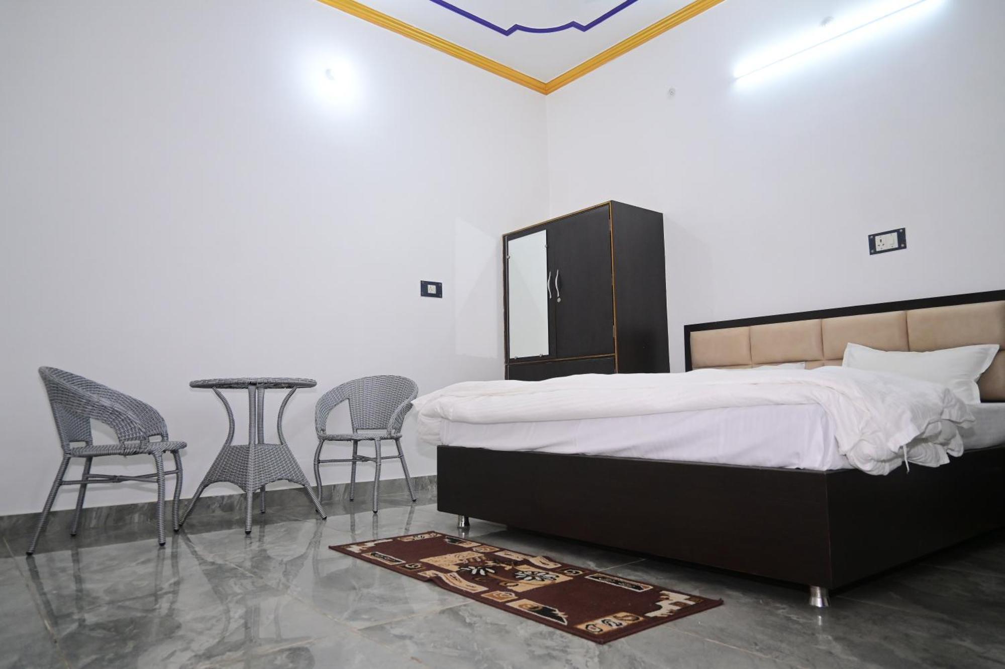 Shri Narayanam Guest House And Home Stay Ayodhya Extérieur photo